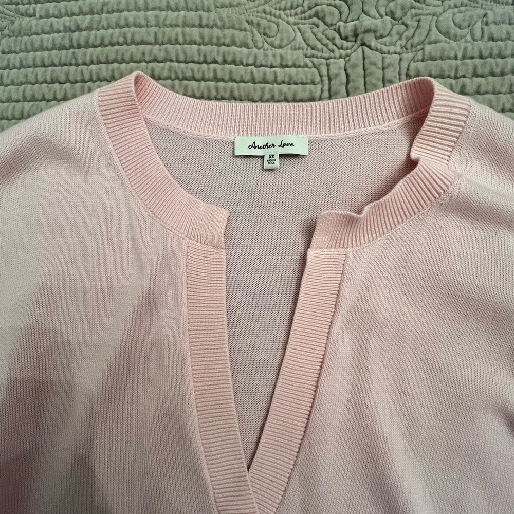 Pink lightweight sweater - Picture 2 of 2